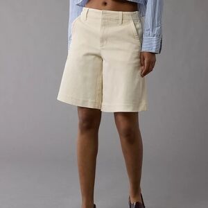 NWT American Eagle Women's High Waisted Stretch Trouser Shorts Size 0 Cream